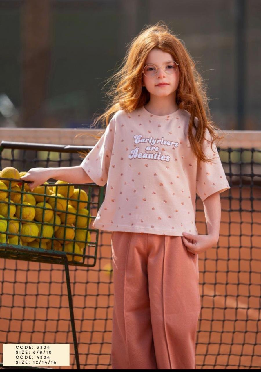 T-shirt and pantalon Pajma